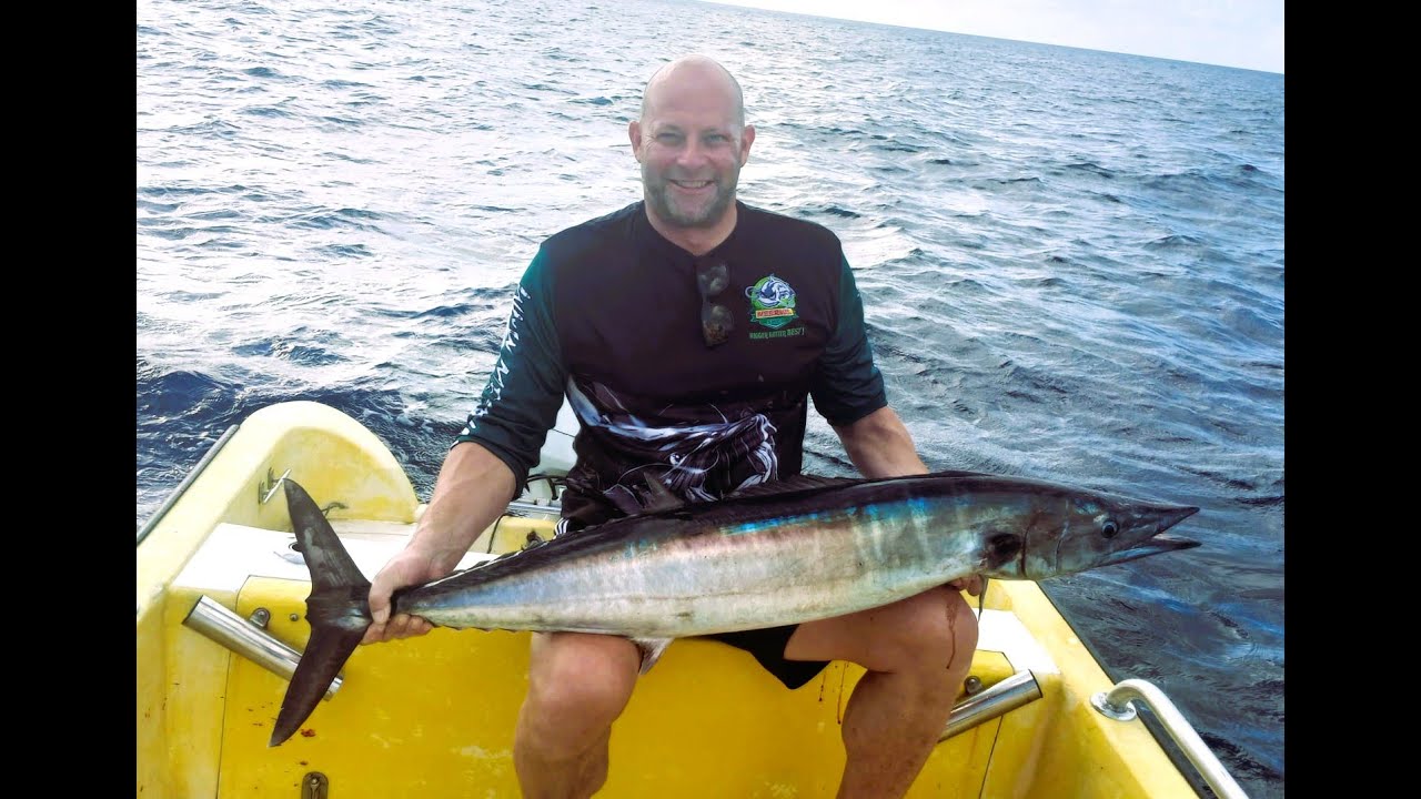 This Tuna KNEW What Was Coming… Seconds Later a Wahoo Exploded🎣Curacao Deep Sea Fishing Excursion