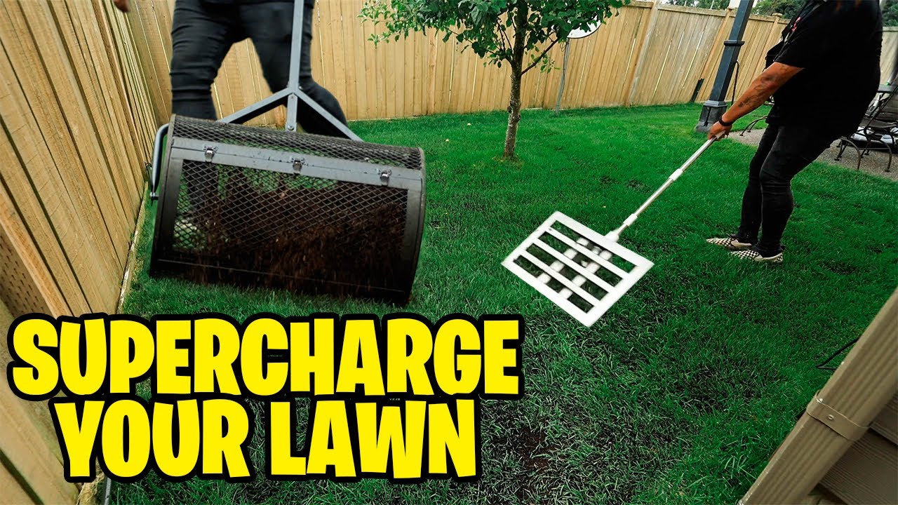 Compost your lawn! It's hungry! My method to push the compost down to help amend the soil 😊🤙🏾