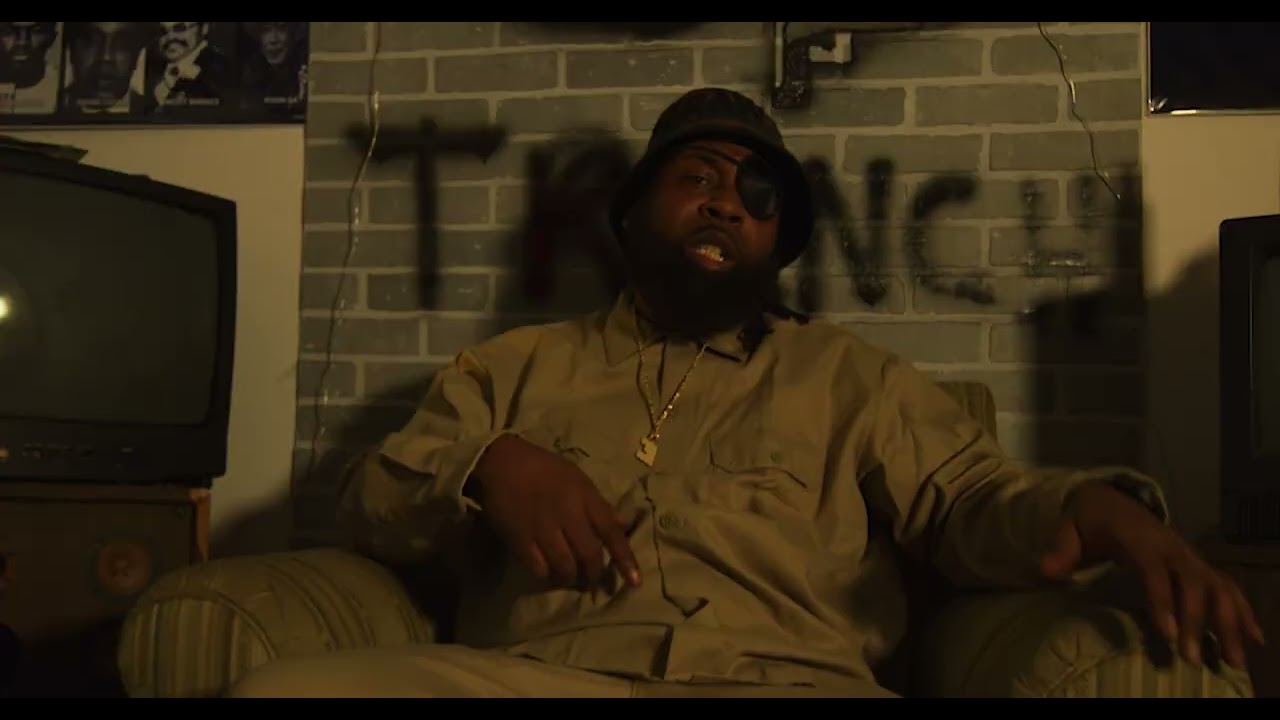 EARL CHI  - 