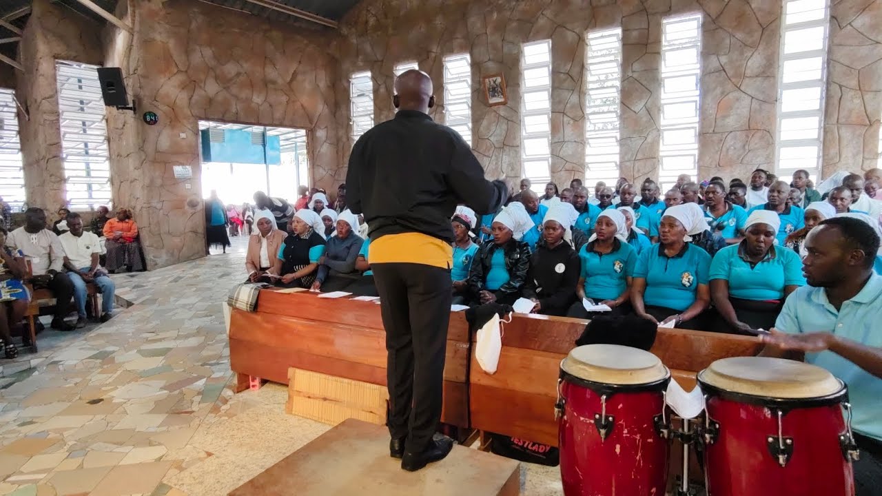 Njooni twende Nyumbani/Kwaya ya Mt.Yusufu Mlolongo/Entrance Song/Misa/Dr. Martin N. Kisuu.