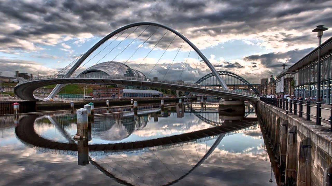 Beautiful reflections of bridges (HD1080p)