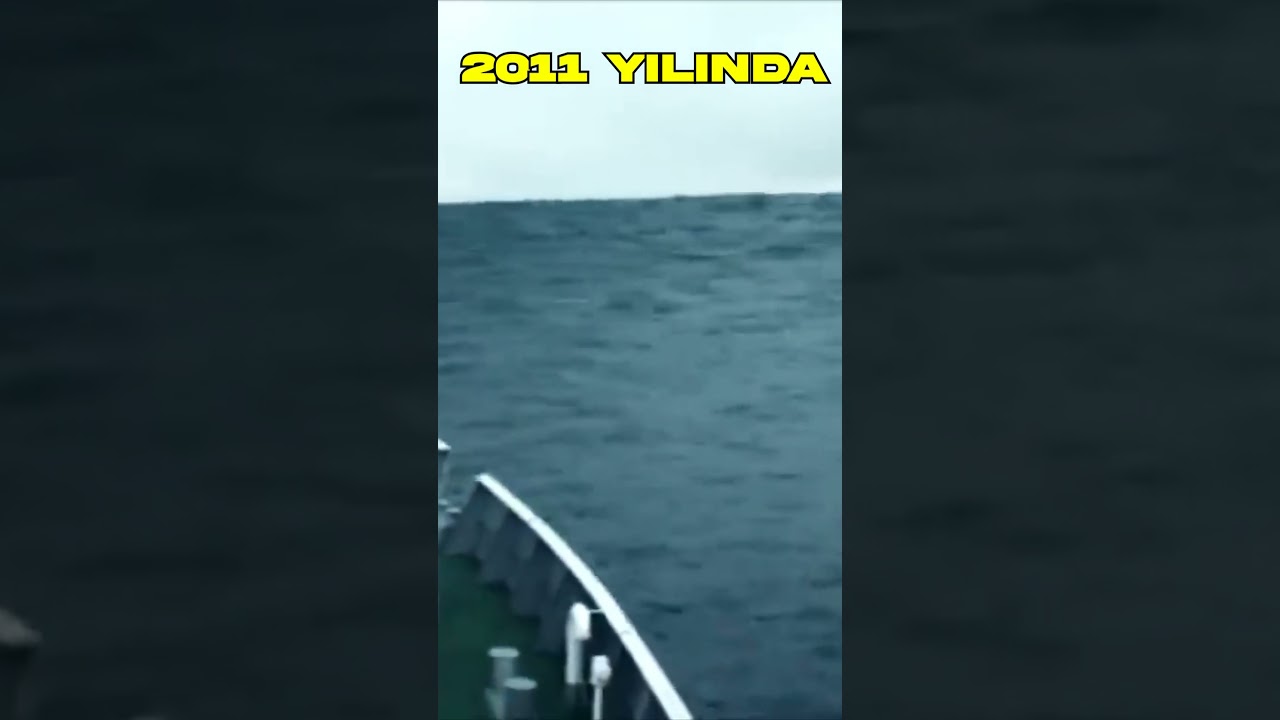 Bir Teknenin Bakış A&ccedil;ısından Tsunami Nasıl Mı G&ouml;r&uuml;n&uuml;r? #shorts