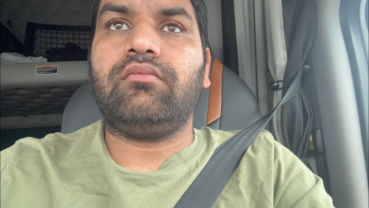 Mississauga Ontario To going Fontana California | There is a load of birthday cakes trucks life 