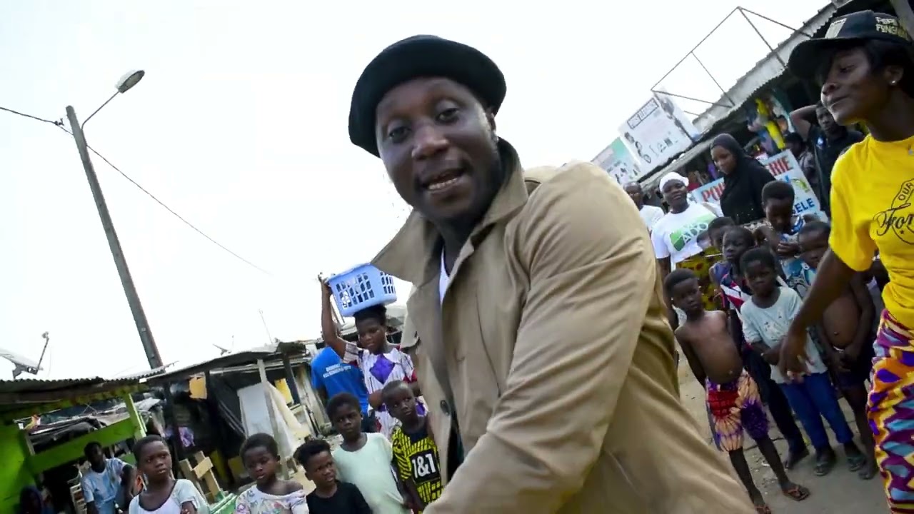 Taf La R&eacute;f&eacute;rence (Ambiance_Youssoumba_Decaler)Video Officielle