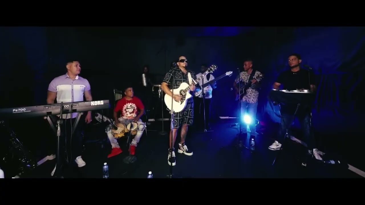 POPURRI - Manny Jhovanny - Bachata Para Musicologo  (Official Video)