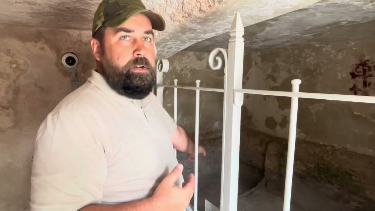 The Garden Tomb vs The Church of the Holy Sepulchre: Which is true site of the death & resurrection?