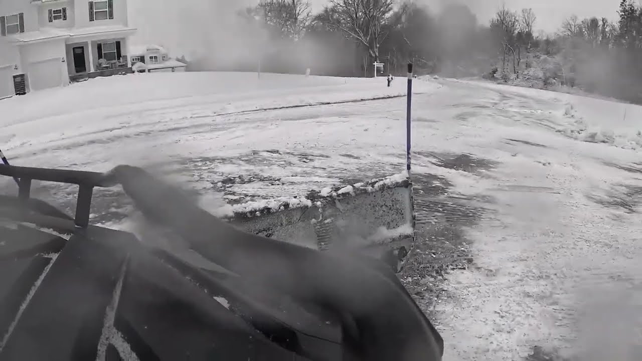 Sportsman 570 Trail plowing 1st snowfall of the season