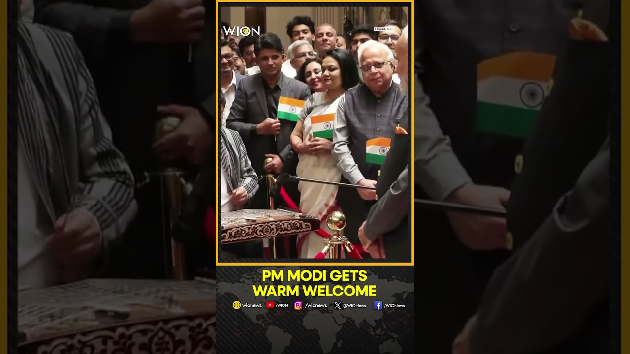 PM Modi in Tashkent | Indian Diaspora Gives Warm Welcome To PM Modi In Uzbekistan