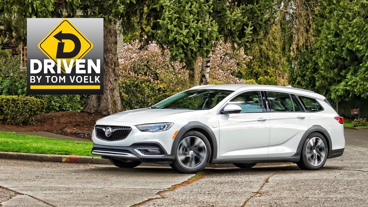 2018 Buick Regal TourX Essence AWD Car Review