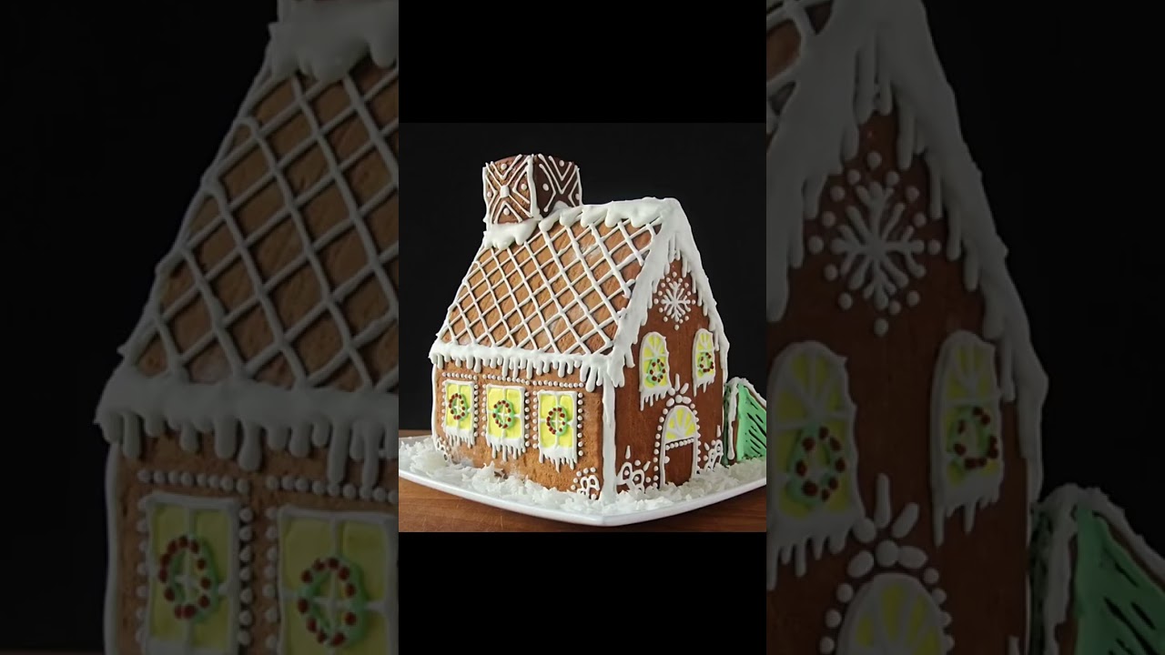 #greenscreen IG vs reality #gingerbreadhouse #nornalizenormal #normalizechaos #normalizethemess