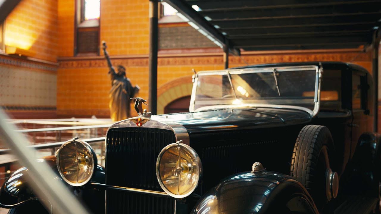 Nikon Z6III + Kodak 2383 Film LUT / ISO6400 / Cinematic Paris Museum