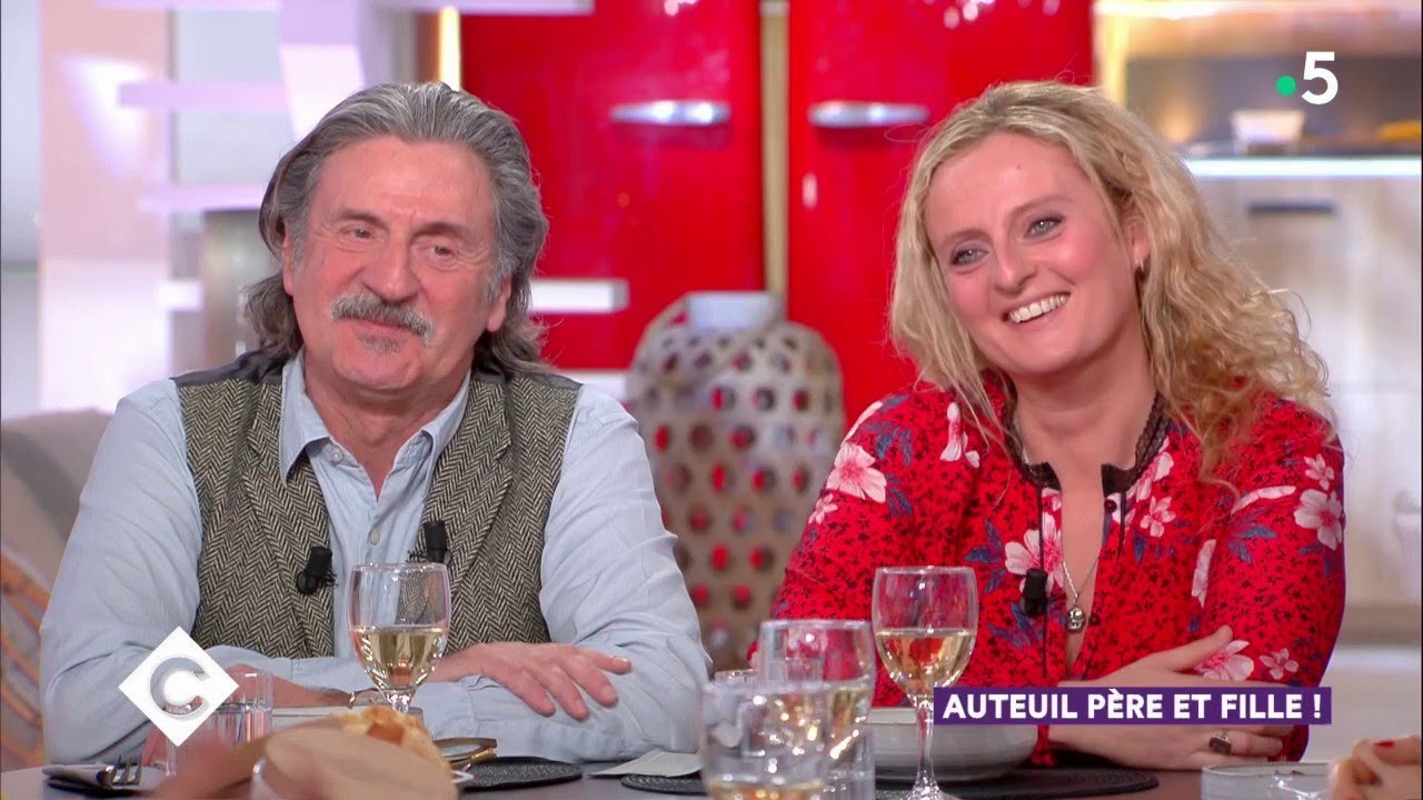 Auteuil, père et fille ! - C à Vous - 15/01/2019