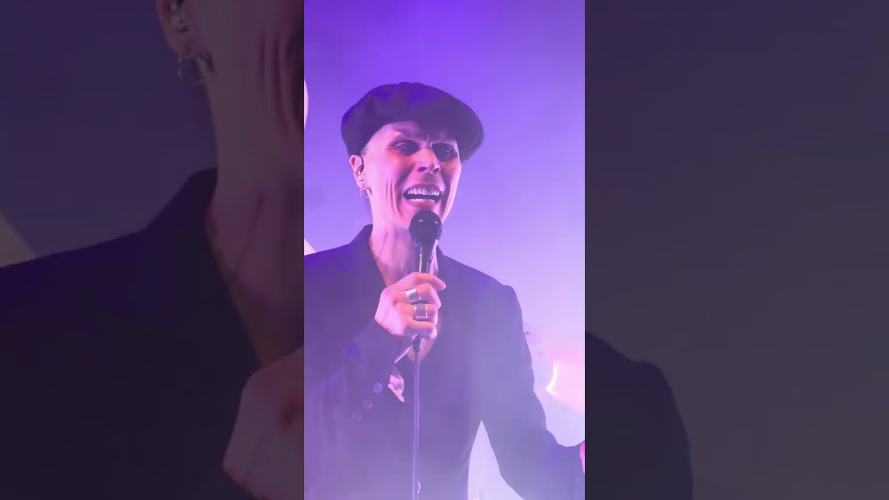 Ville Valo, Neon Tour - Poison girl