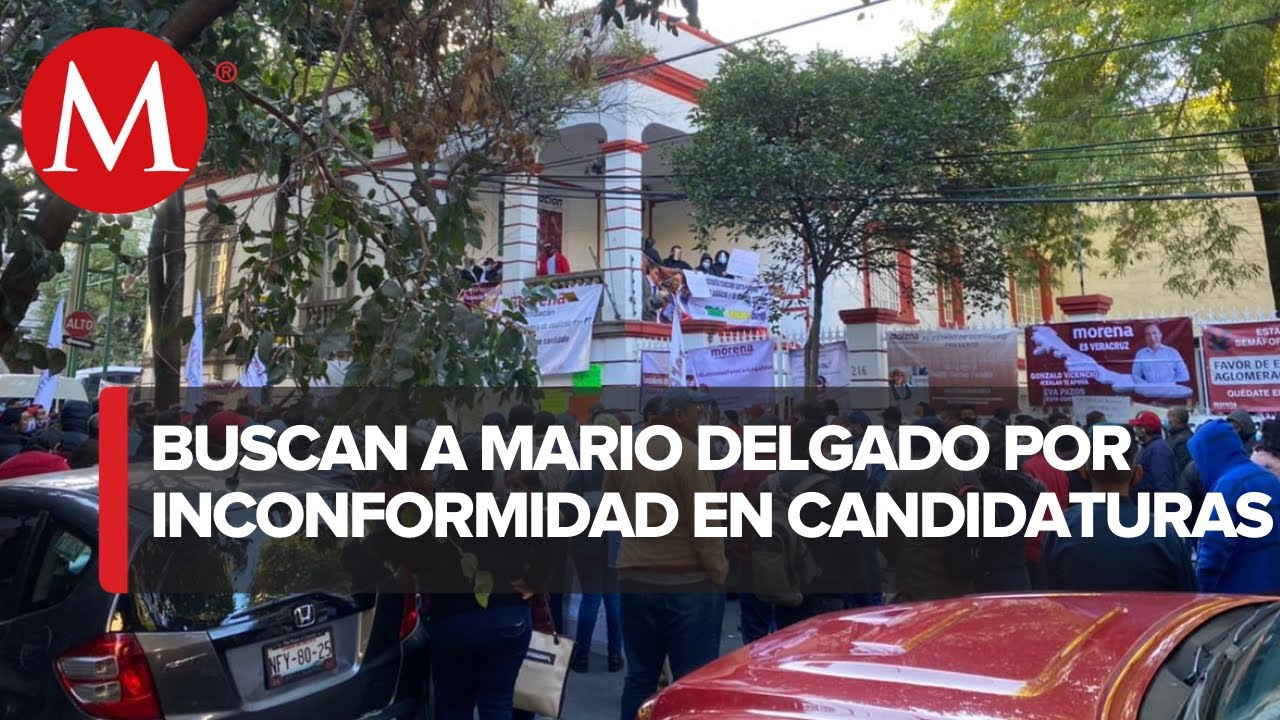 Protestan en sede del partido Morena en Ciudad de México