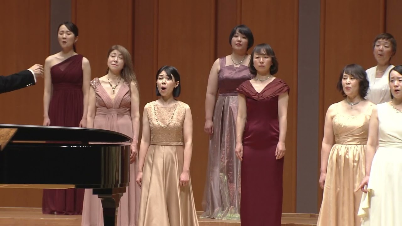 1．すきとおる（女声合唱とピアノのための「ゆめのなかに」）/Brilliant Harmony