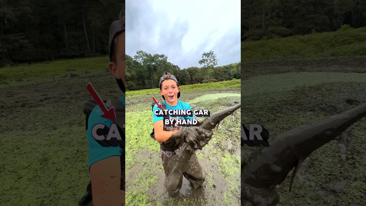How I Catch Alligator Gar By Hand 🤚 🐊 #louisiana #fishing #cajuncountry