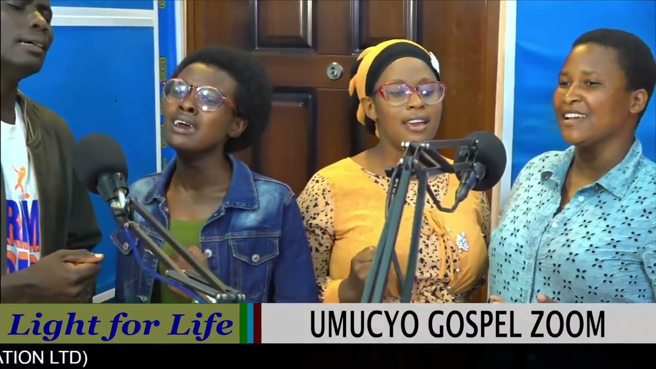 Future hope choir mubihe byiza byo kuramya imana kumucyo Gospel zoom