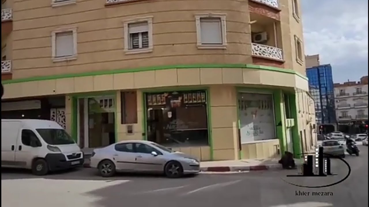 للبيع محل تجاري كبير في قلب مدينة سطيف. عين مزابي.  مشاهدة ممتعة لا تبخلوني بلايك واعجابكم بقناتي