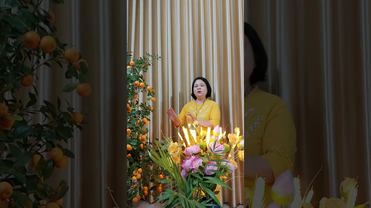 Hát chèo. Đo đưa câu Hát vào xuân 