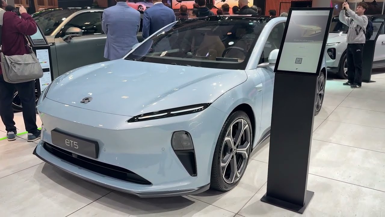 New NIO ET5 (2026) – Better Than a Tesla? | 1000km Range, Interior & Exterior Walkaround