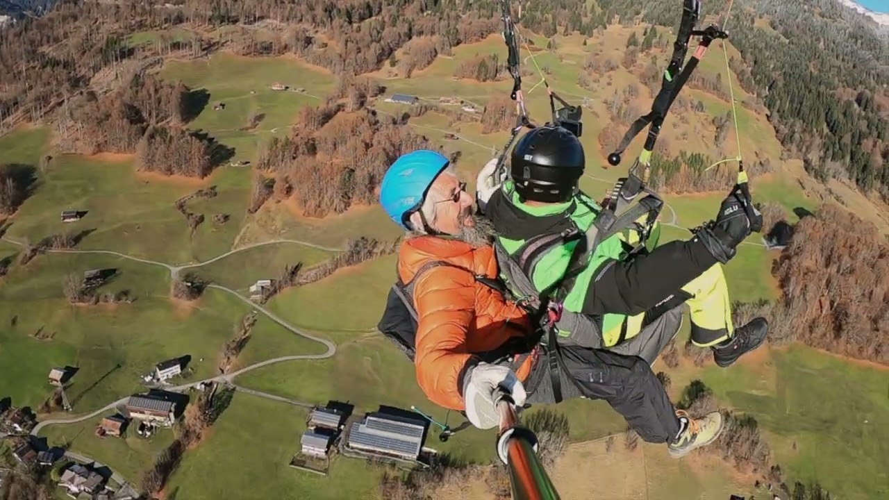 Paragliding Pr&auml;ttigau Fanas Switzerland