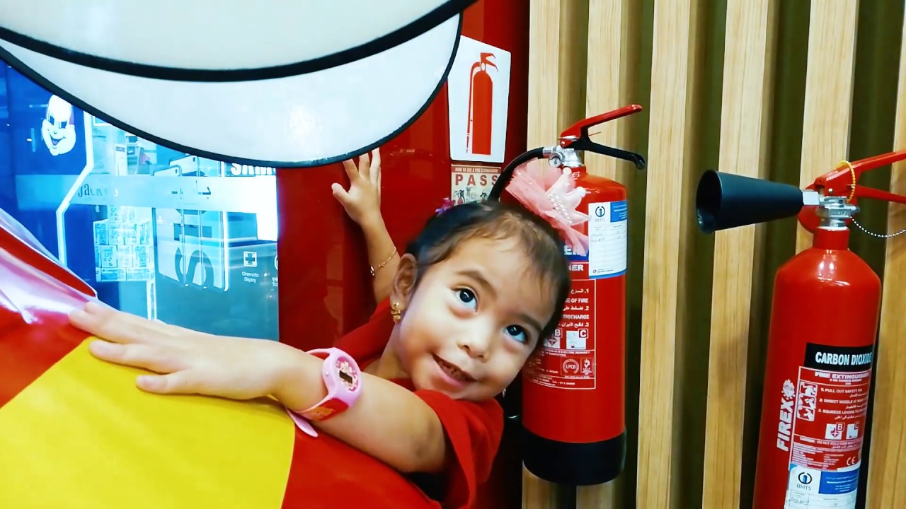 Jollibee Mini Managers -  Day 3 @ Sharjah City Centre - Our Little Sophia's Fun Fun Activities