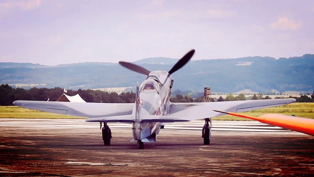 Mustang P-51D (Leti&scaron;tě Cheb- LKCB)