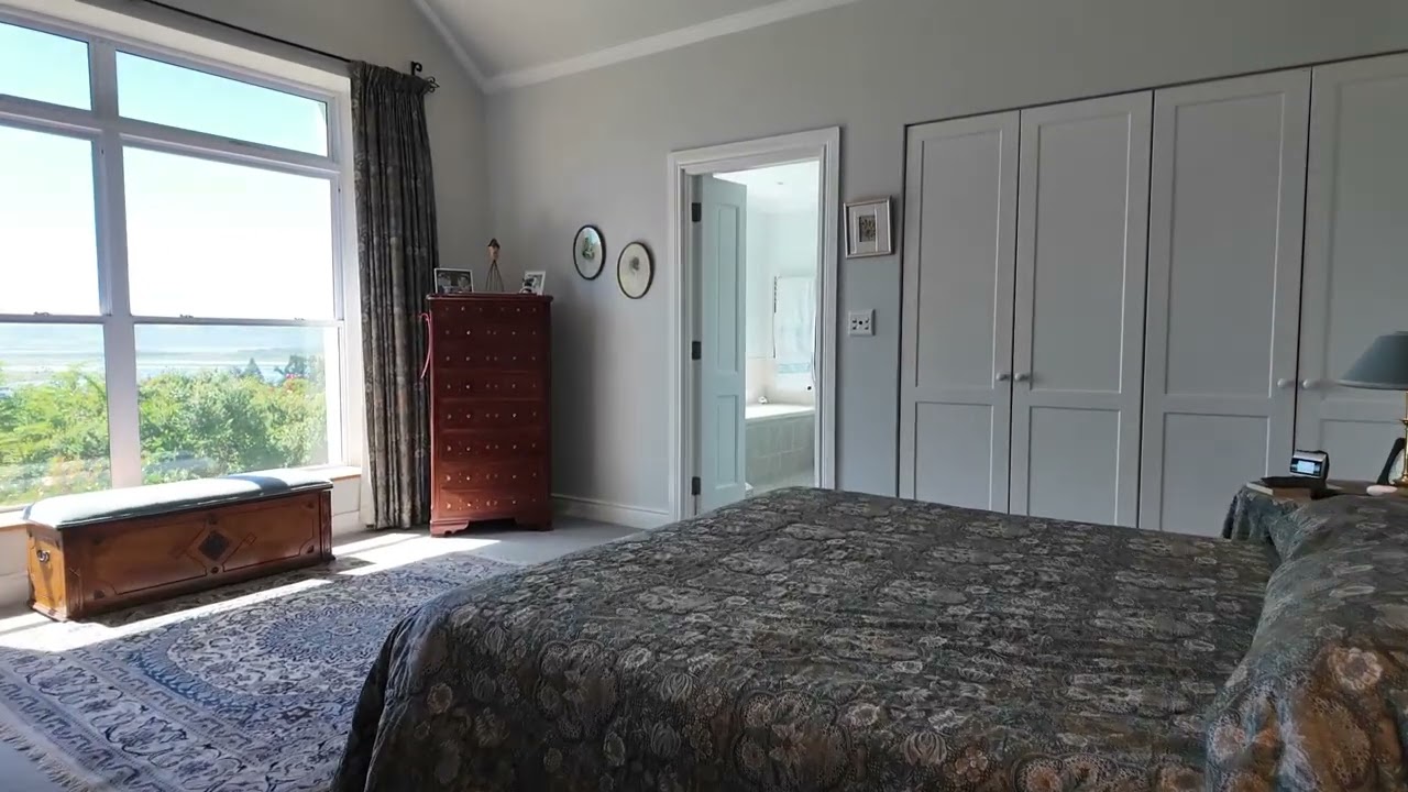 Easy Living with Lagoon Views | Upper Duthie