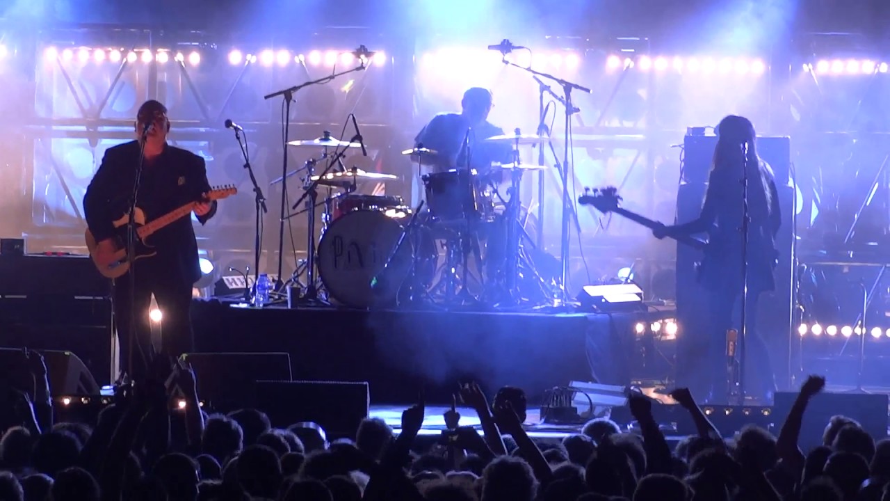 PIXIES - Gouge Away - live PARIS Zenith - 23 Novembre 2016