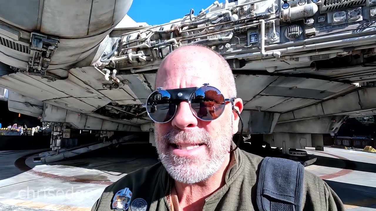 4K — Как взломать «Тысячелетний сокол», X-Wing, дроидов и многое другое в Galaxy's Edge! + Ещё ко...