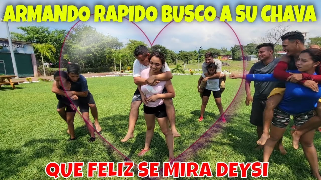 Deysi contenta porque Armando se subió en ella. Todos buscan a la Hueva para subirse en ella. P 13