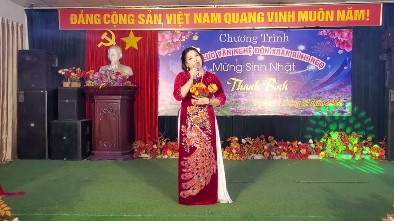 CHỦ NHÂN HÁT NEO ĐẬU BẾN QUÊ QUÁ HAY .