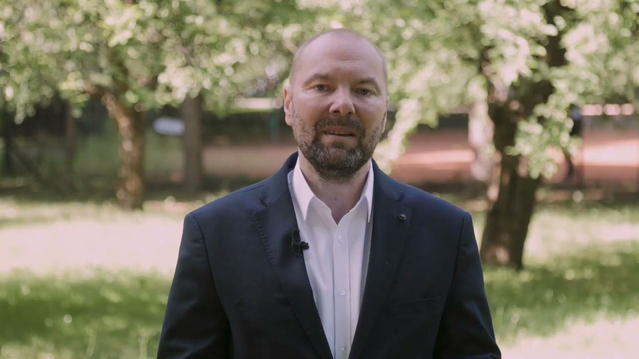 Dyrektor Centrum Europejskiego UW o tym, dlaczego warto studiować europeistykę w CE UW