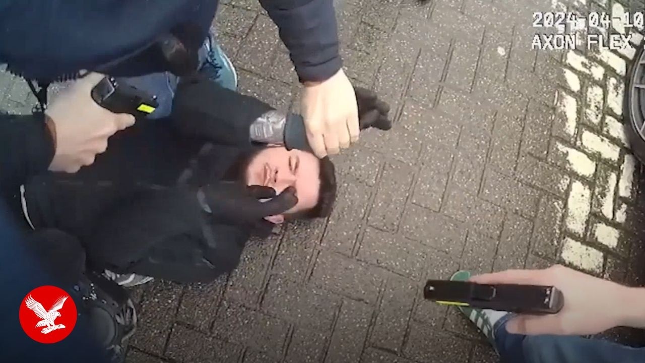 Момент ареста британского поджигателя группы Вагнера за российскую &laquo;диверсию&raquo;