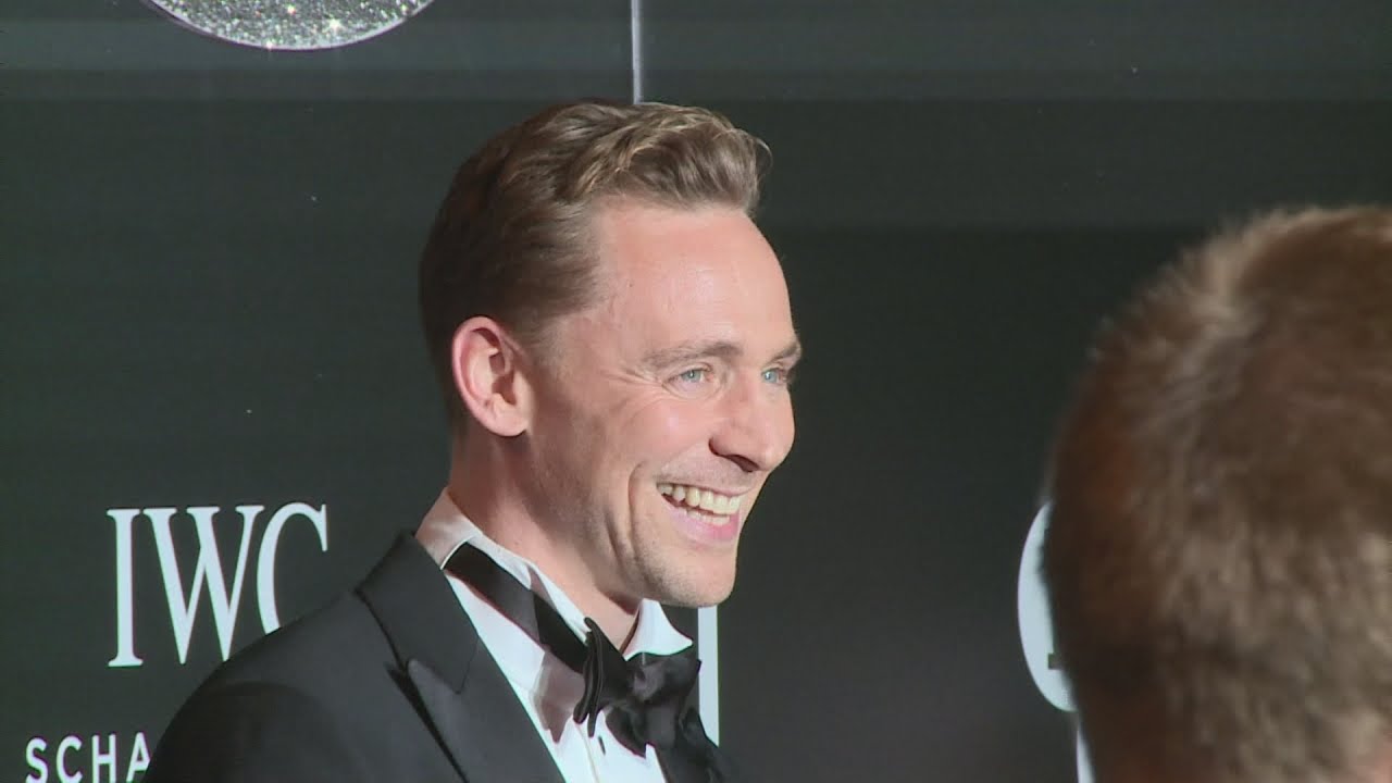 Tom Hiddleston addresses Oscar hype and James Bond pressure
