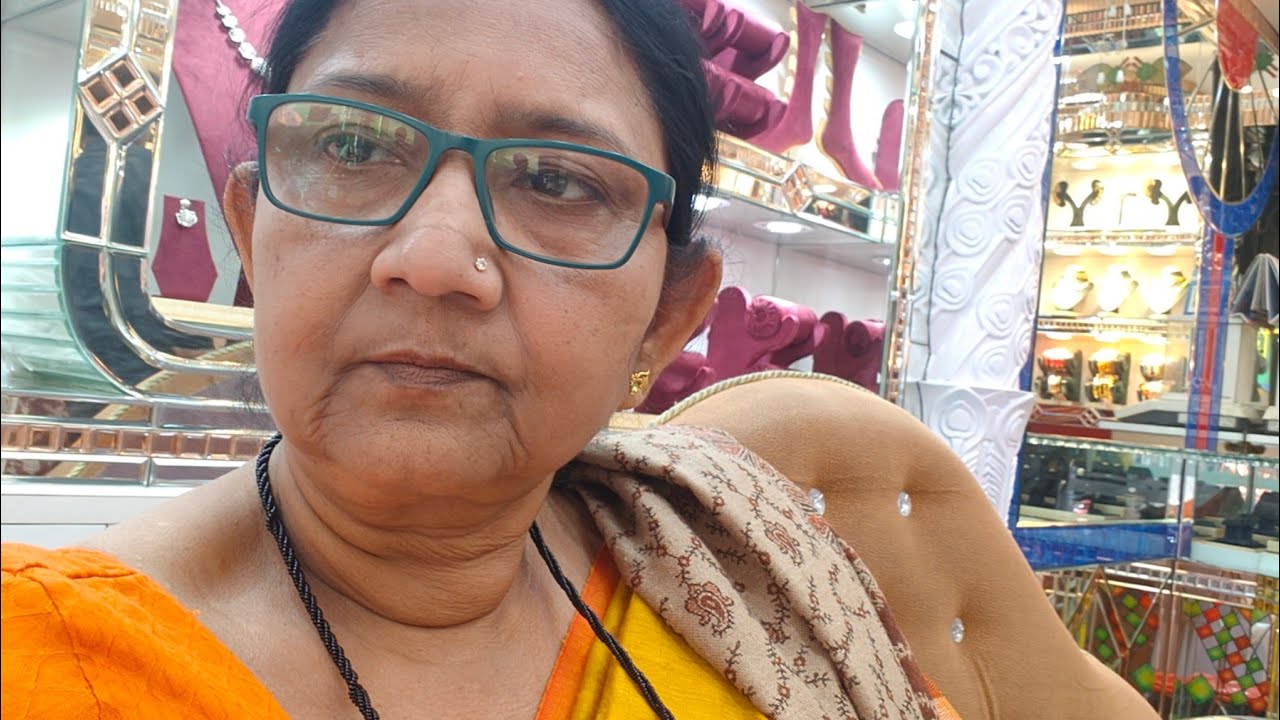 চলে গেলাম বন্ধুর বাড়িতে পূজোর প্রসাদ খেতে 