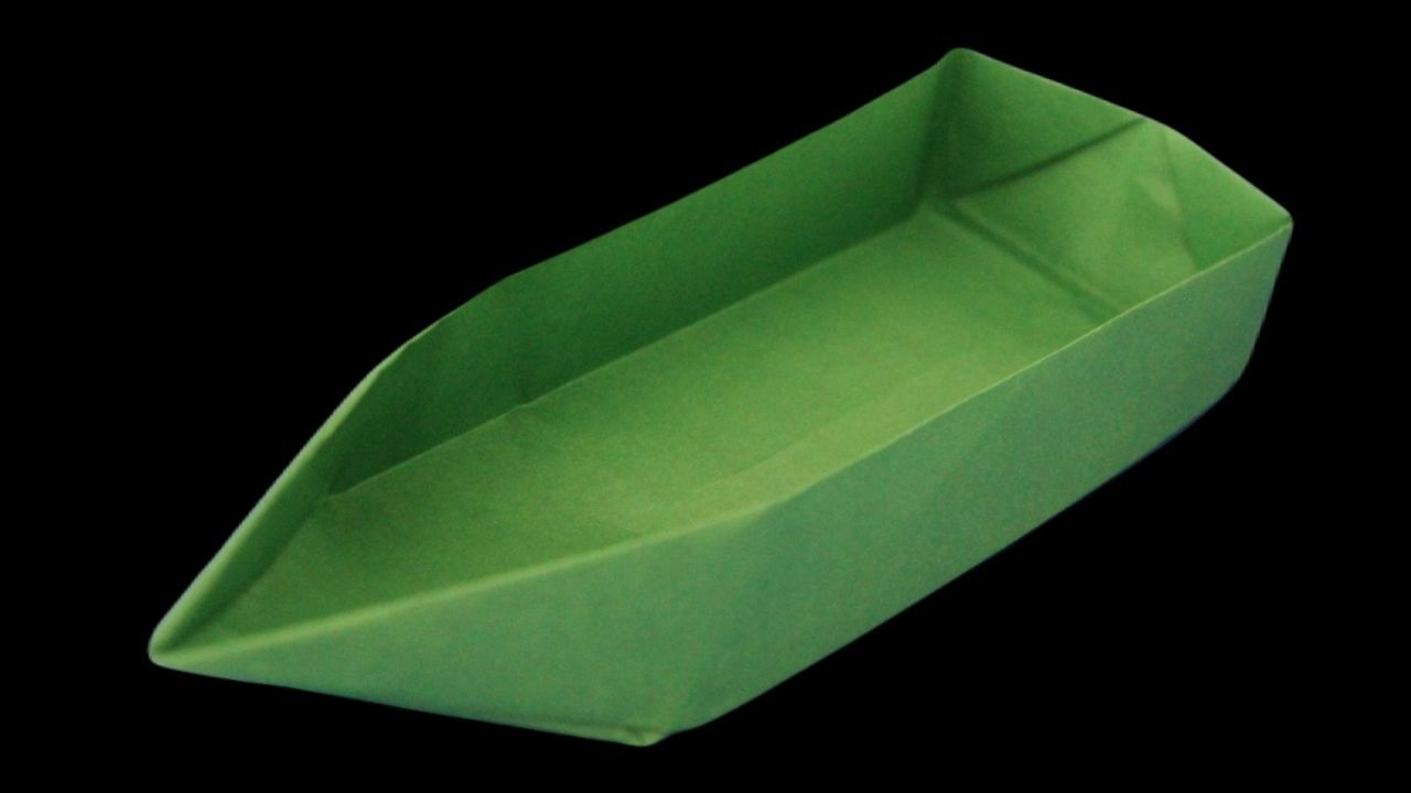 Como hacer un barco de papel que flote mucho en el agua (canoa) 🌊