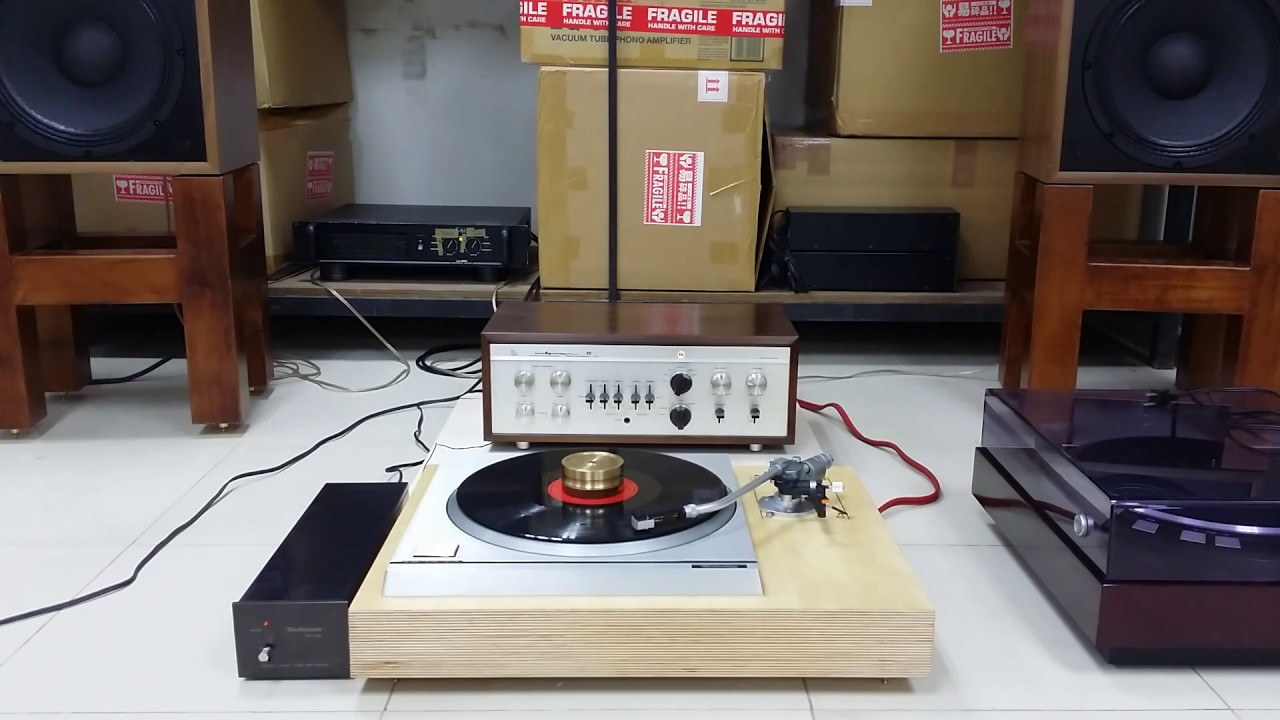 Technics SP-10MK2 with Audio Technica AT-1010 (v2)