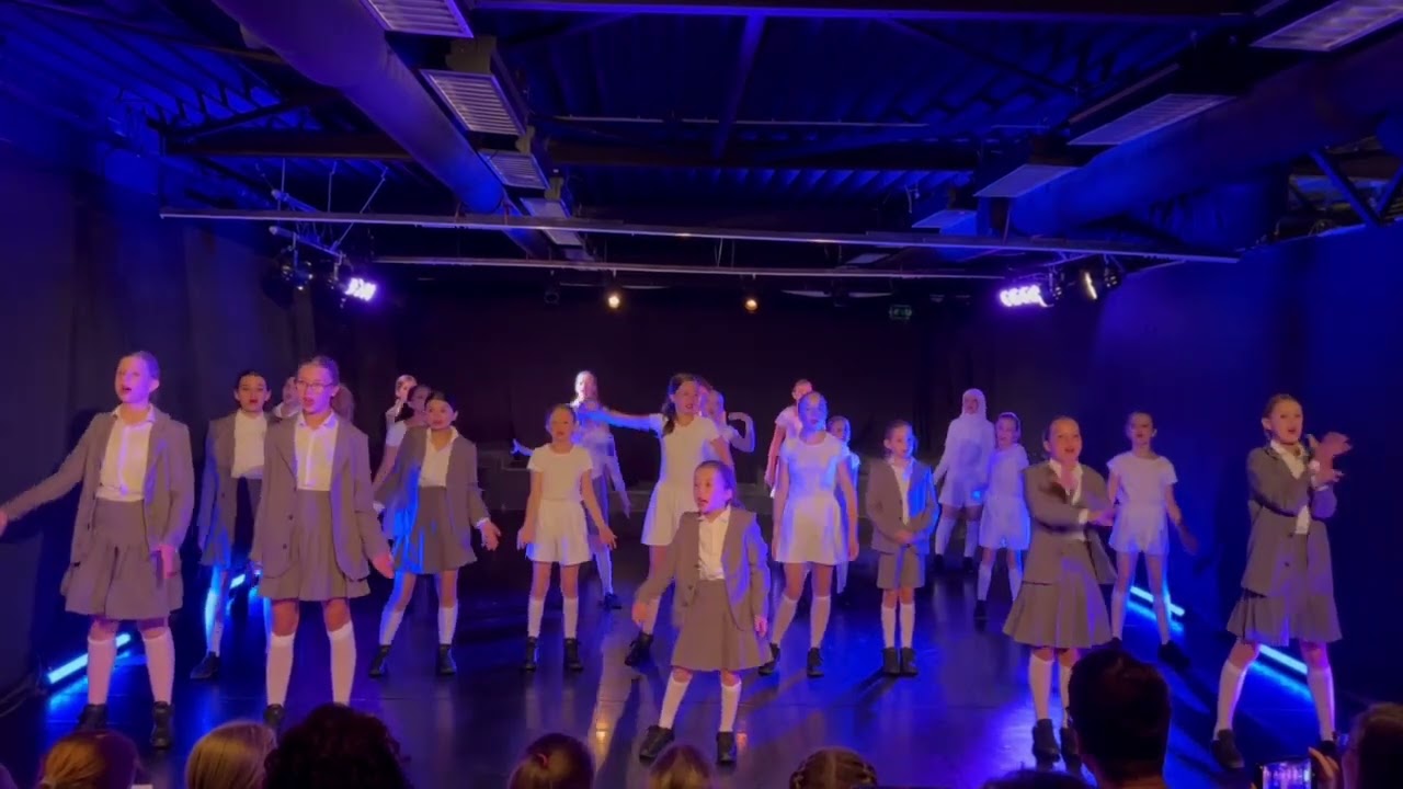 Matilda - Straks ben ik groot Musicalgala 2023 Dansstudio Dentro
