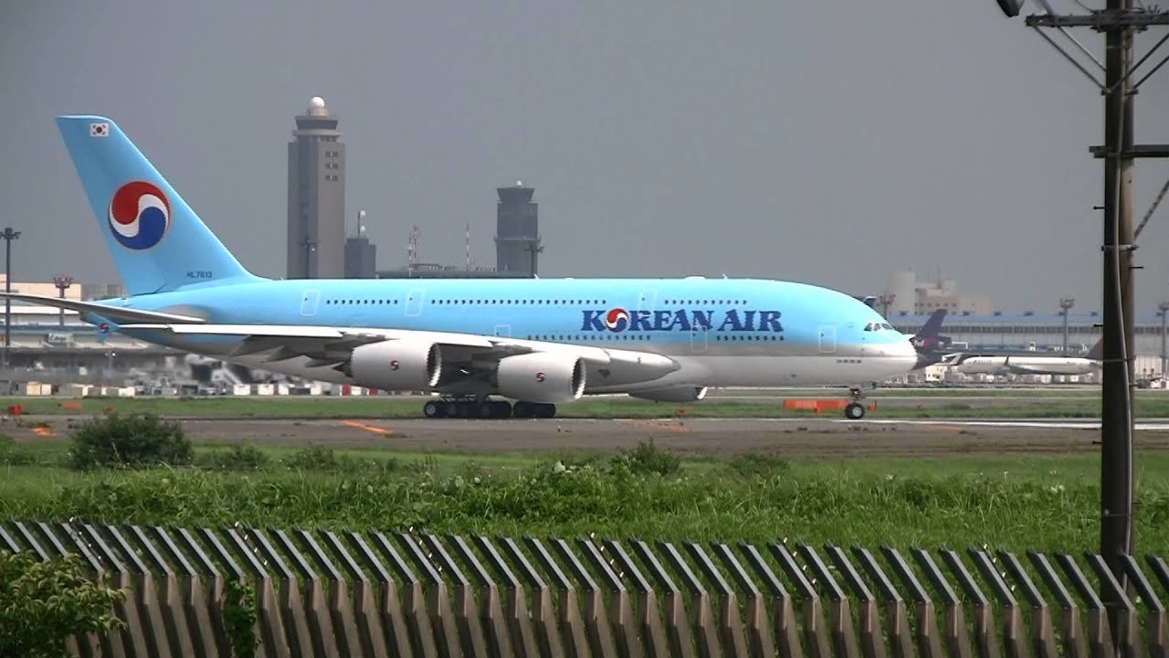 Korean Air Lines Airbus A380-861 HL7613 Take off at Narita