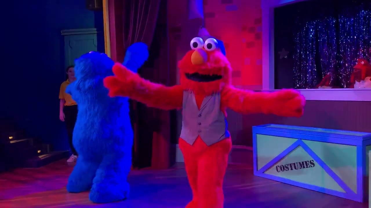 Elmo the Musical Full Show at Sesame Place