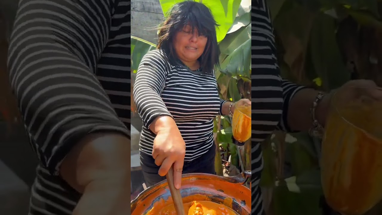 POLLO ENCACAHUATADO