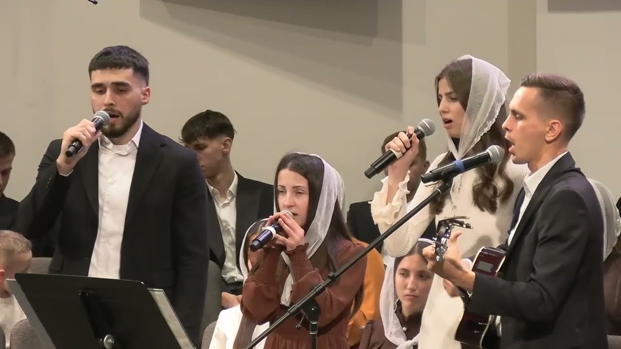 Бaчу чудeca я в кoжнiм днi -Группа