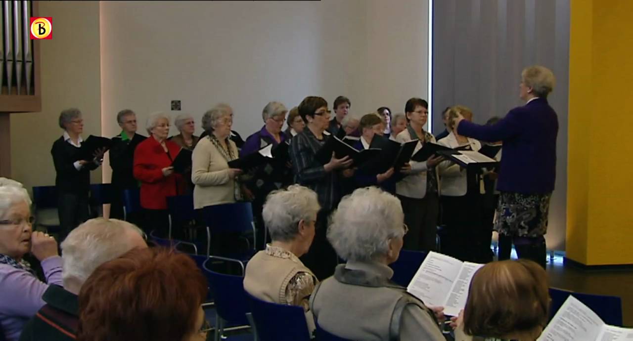 Kerkkoor zingt 'verboden' liederen
