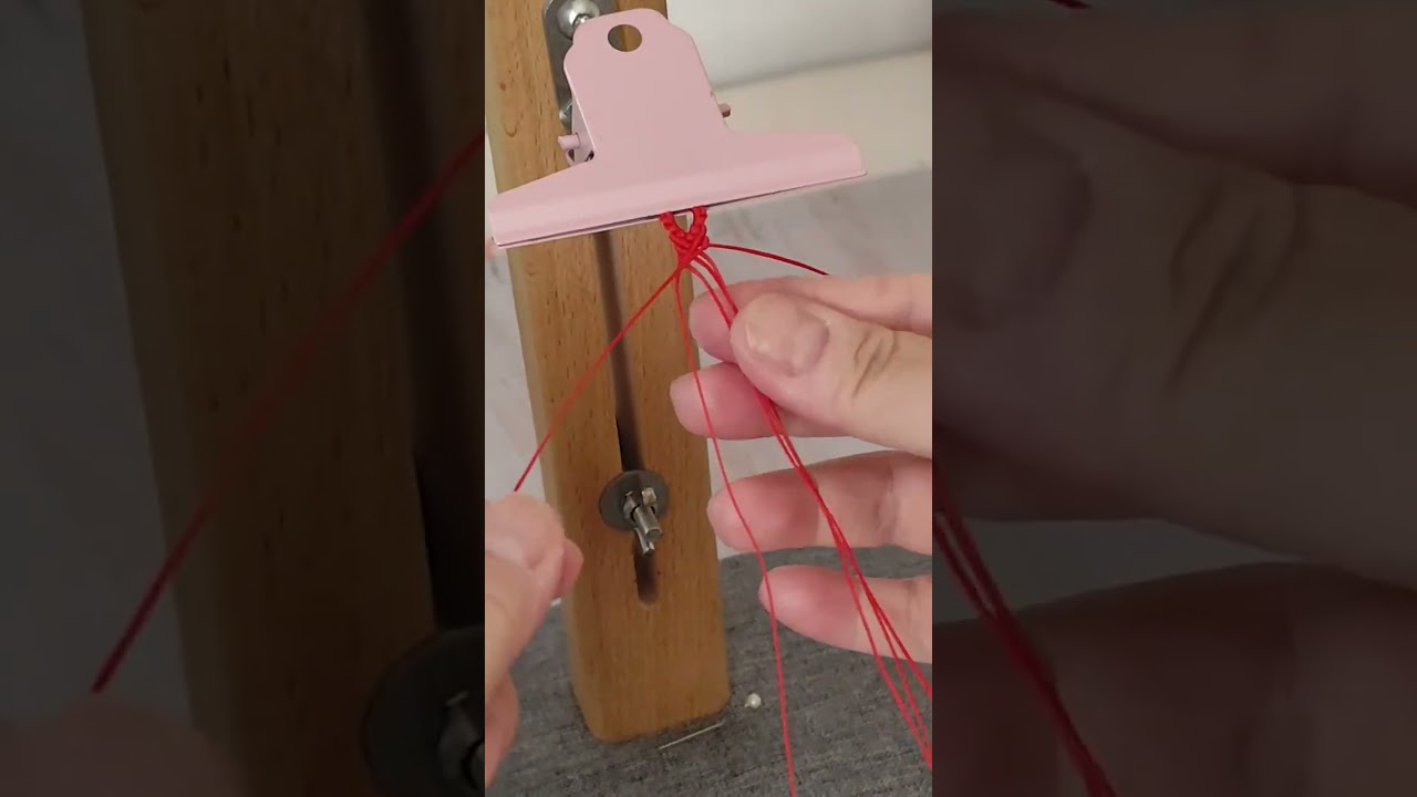 用72号玉线做主线也可以，不过就是没有蜡线编出来细腻！#手工编织零基础教学 #编绳教程 #手工