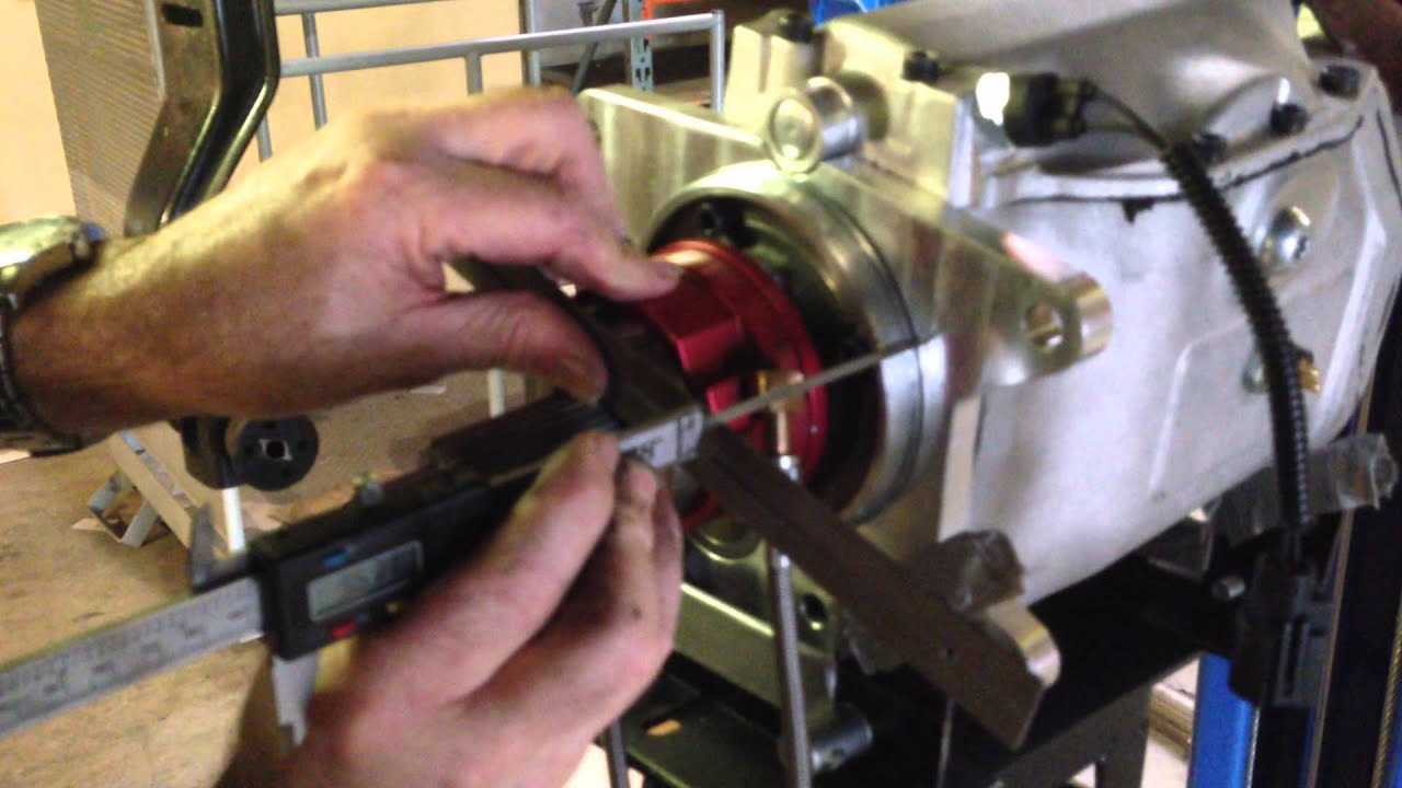 Adjusting 1400 series bearing
