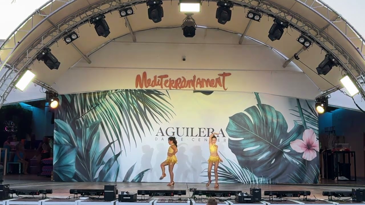 LA NOCHE PERFECTA X CONGA - LATINO KID - FESTIVAL DE VERANO 🌴