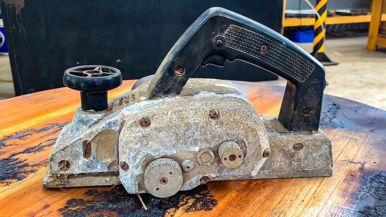 The Easiest Electric Planer Repair Guide // 60 Year Old Electric Planer Restoration And Repair