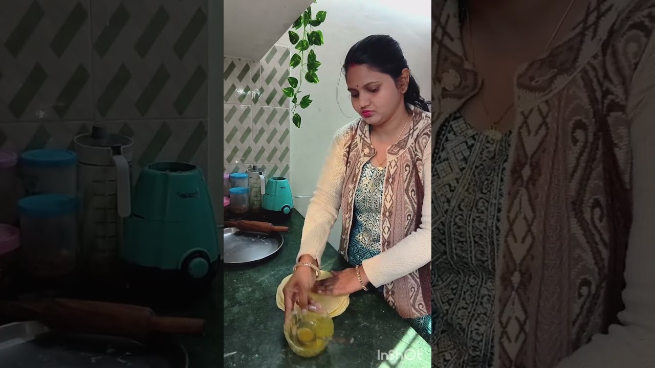 होली पर गुजिया तो सब बनाते हैं… लेकिन ये खस्ता नमकपारे बनाकर देखिए, मेहमान बार-बार मांगेंगे!