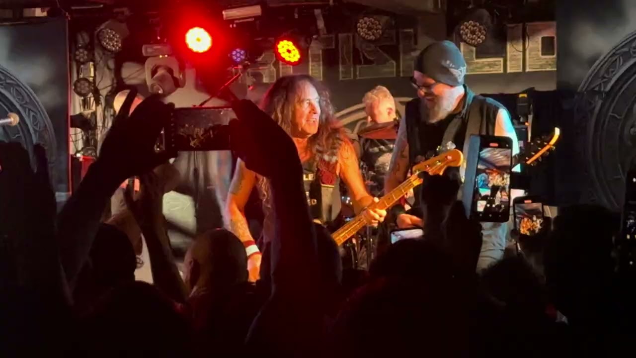 British Lion - Bible Black (Live In Santiago, Chile 2024)